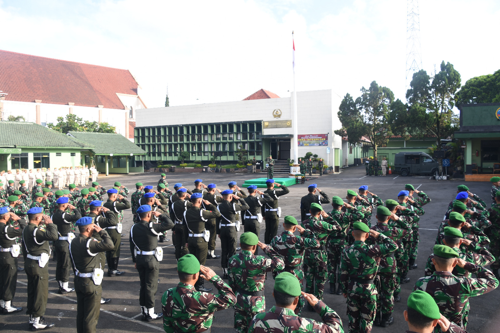 Korem 073/Makutarama Rutin Gelar Upacara Bendera Tiap Hari Senin